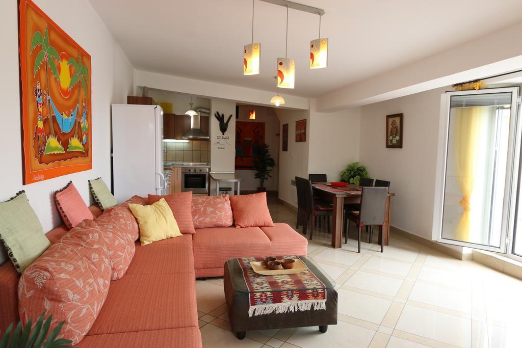Skopje Center Apartment Luaran gambar